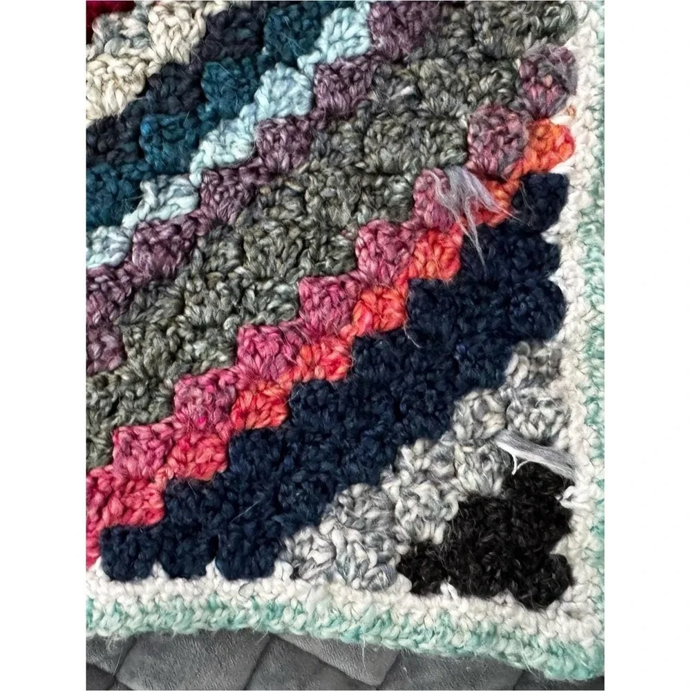 Handmade Knit Throw Blanket Diagonal Stripes Calm Cool Sea Sand Baby Guest